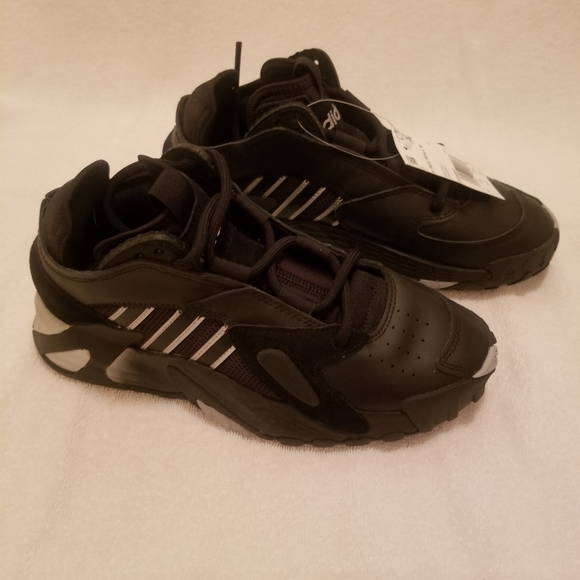 Adidas Streetball - Picture 1 of 6